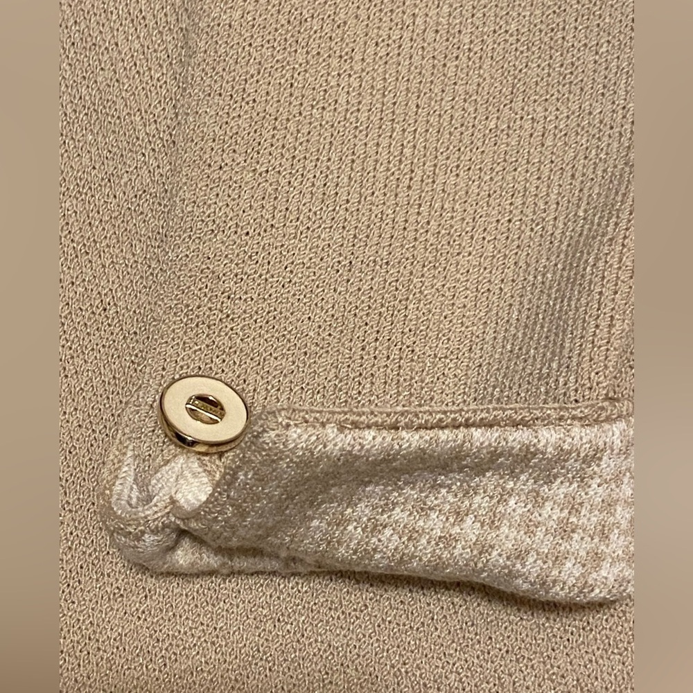 Elegant St. John Collection Neutral Beige Knit Jacket Quiet Luxury Size 2 - Picture 9 of 14